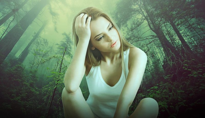 https://pixabay.com/photos/woman-beauty-outdoors-girl-female-3599869/