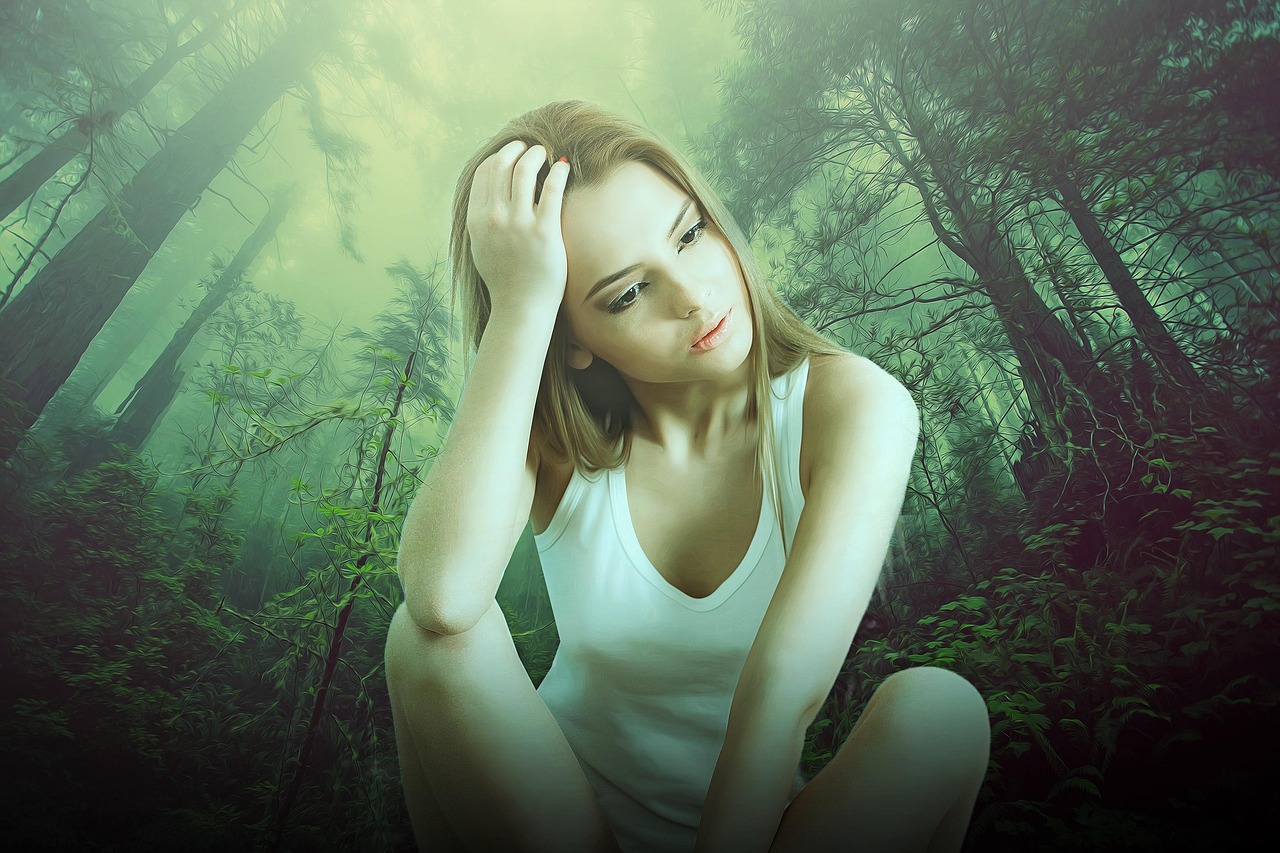 https://pixabay.com/photos/woman-beauty-outdoors-girl-female-3599869/